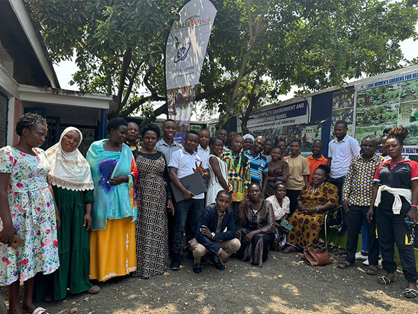 Mid image RCRA Uganda CH Ws HIV project